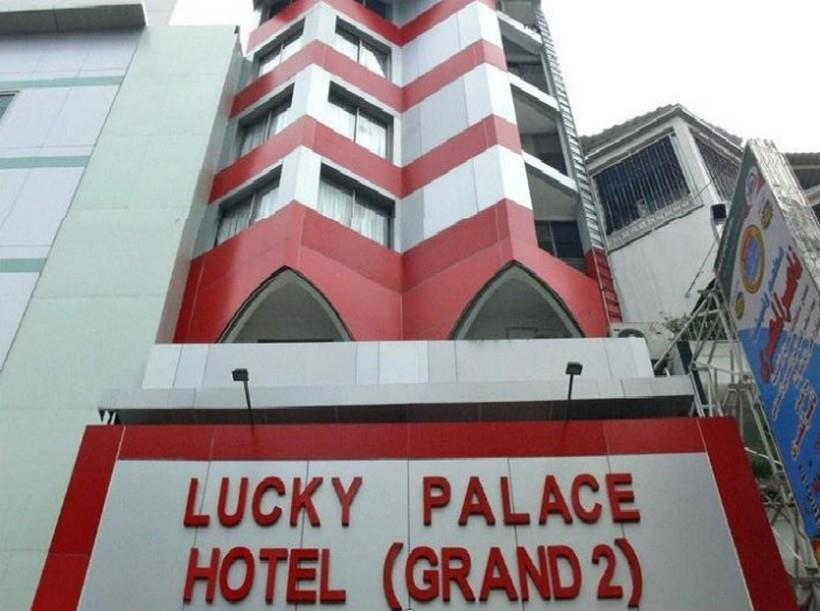 Lucky Palace Hotel Bangkok Kültér fotó